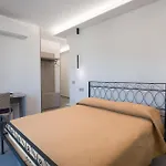 Villavita بيت ضيافة أَجيرولا